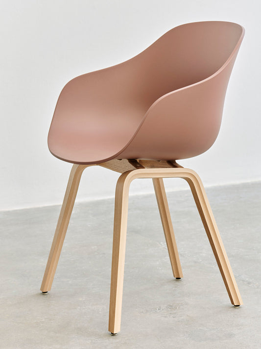 About A Chair AAC 222