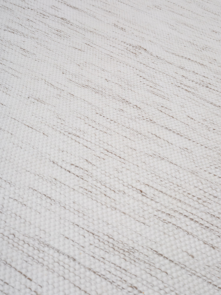 Adonic Mist Rug | Linie Rug | Catalog Interiors