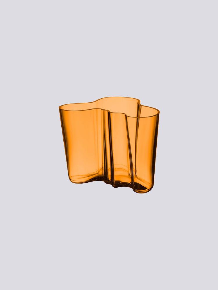Aalto Vase 16cm | Iittala | Catalog Interiors