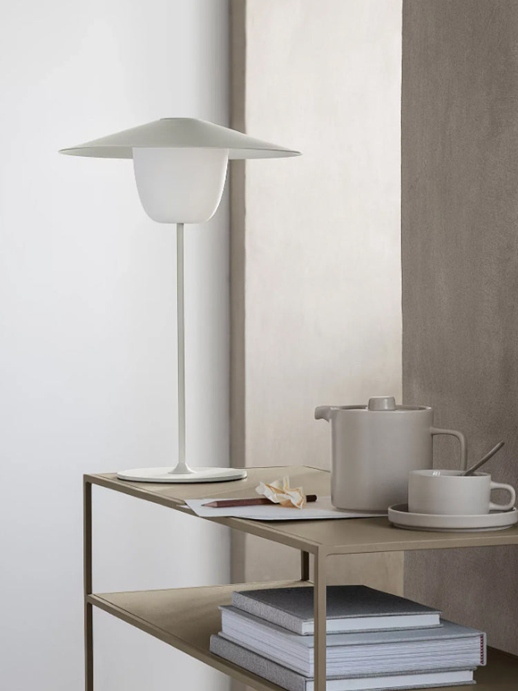 Ani Portable Lamp