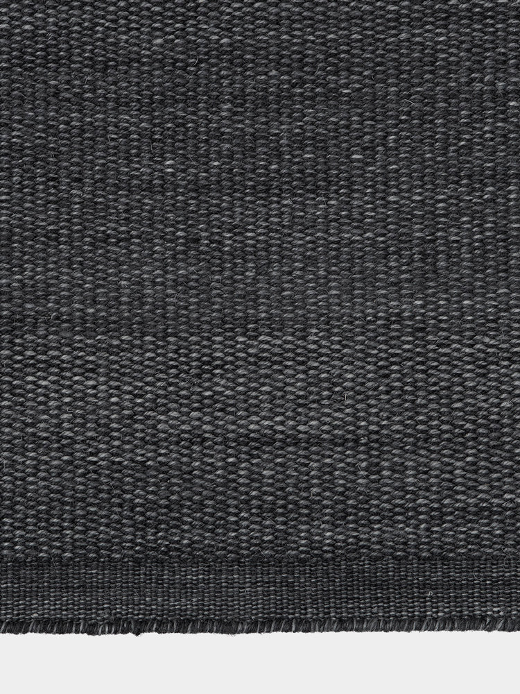 Bellis Rug | Fabula | Catalog Interiors
