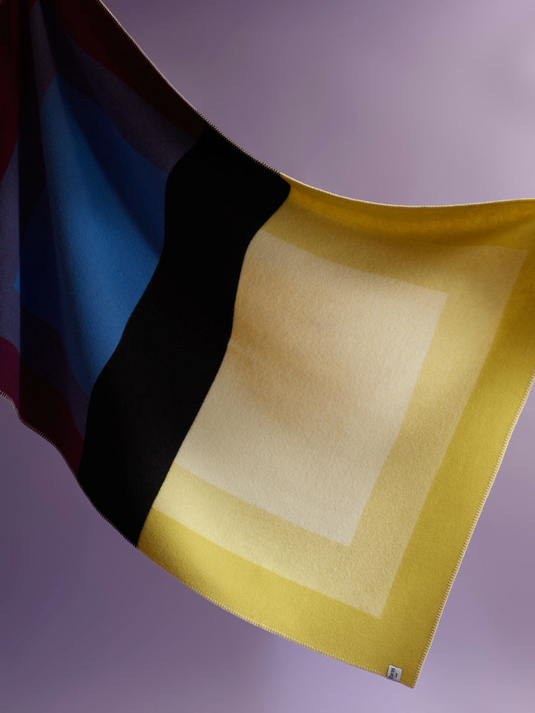 Bento Throw | Roros Tweed | Catalog Interiors