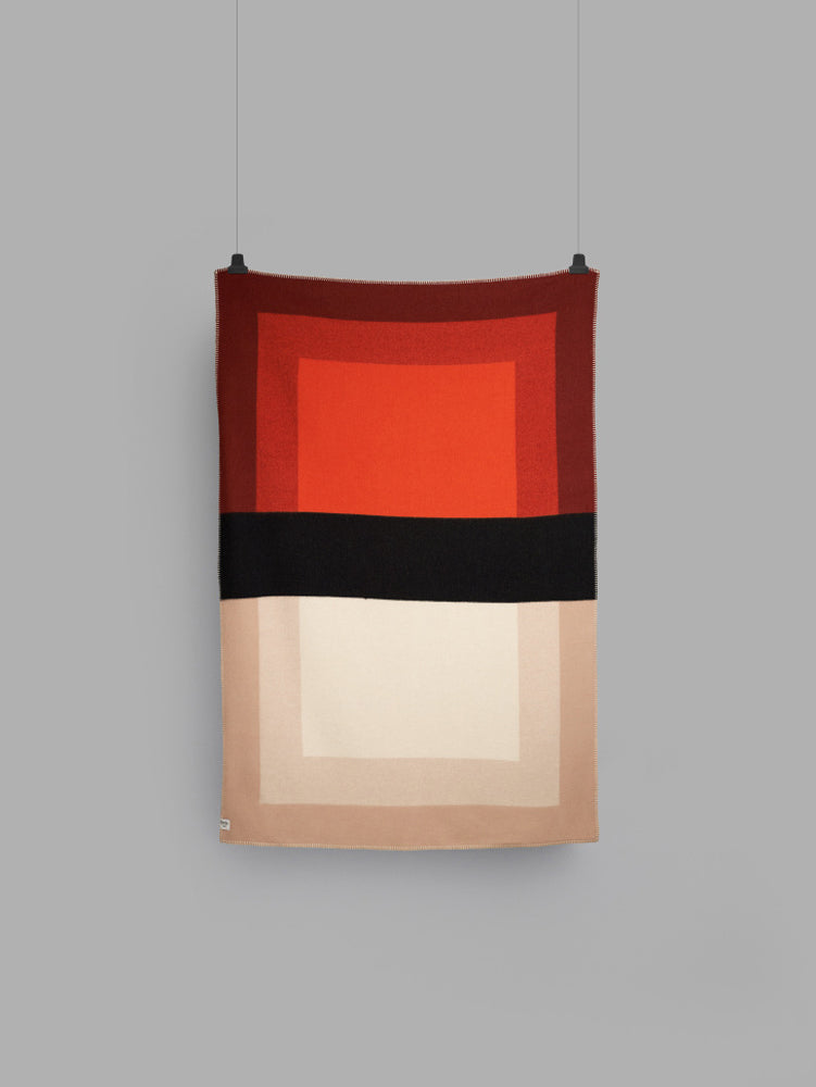 Bento Throw | Roros Tweed | Catalog Interiors