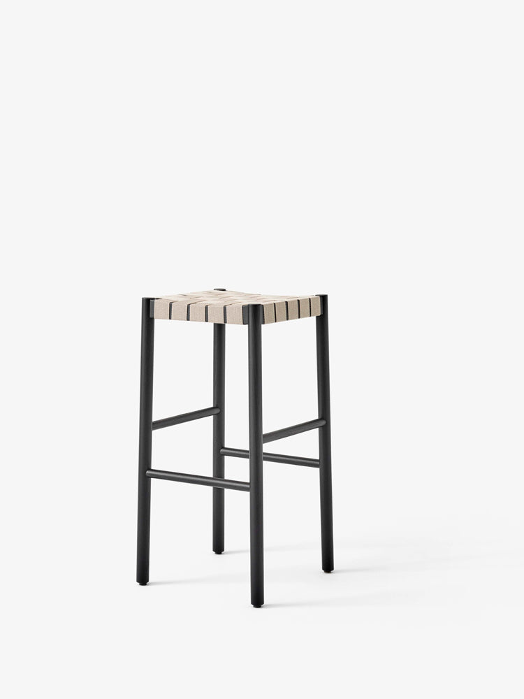 Betty Bar Stool | &Tradition | Catalog Interiors