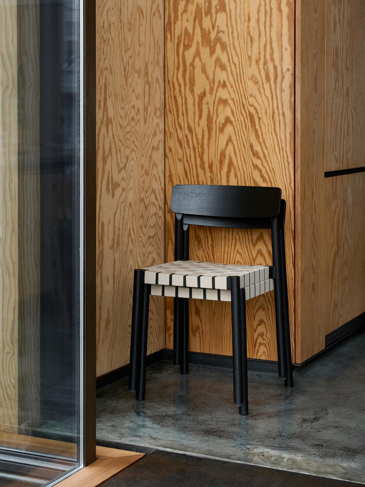 Betty Chair | &Tradition | Catalog Interiors