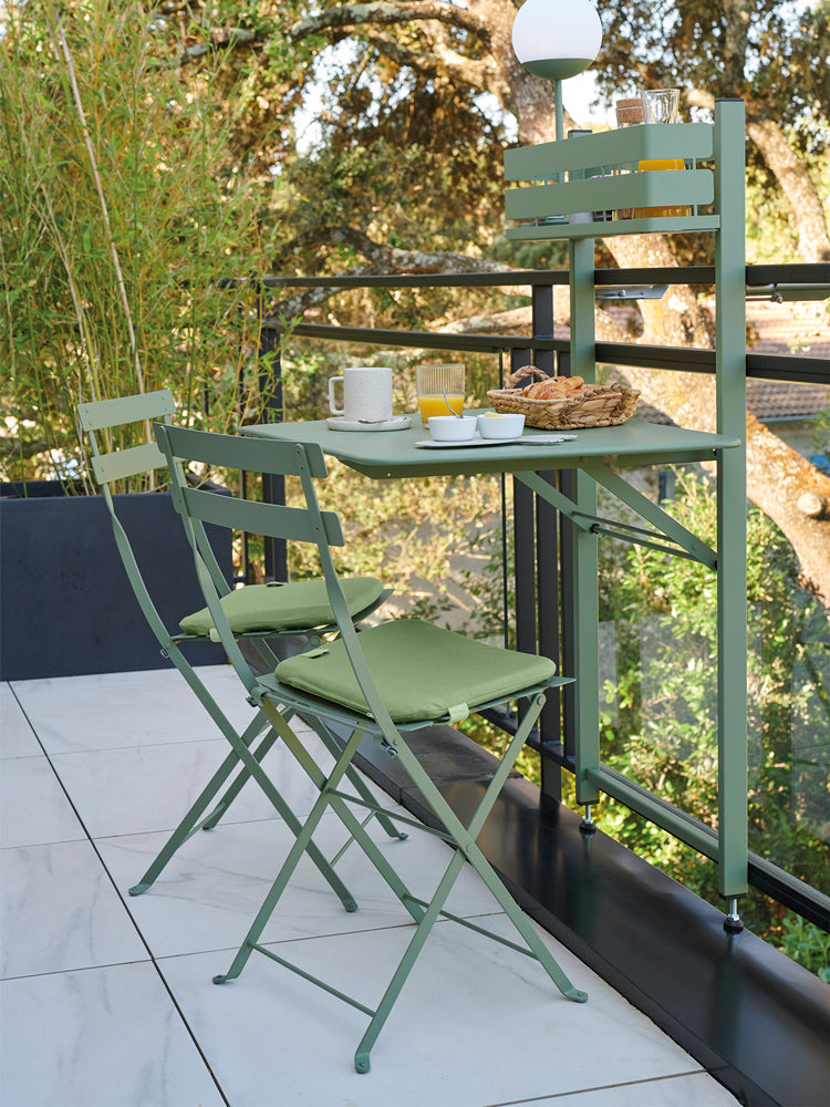 Bistro Metal Chair Set of 2 | Fermob | Catalog Interiors