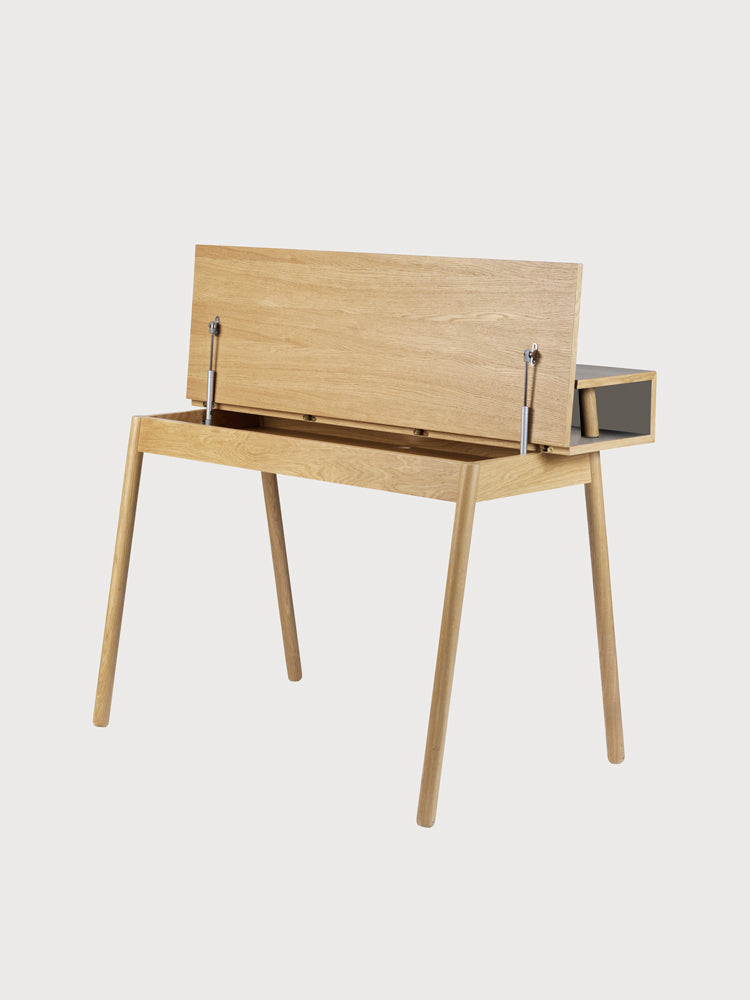 C68 Nørrebro Desk | FDB Mobler | Catalog Interiors