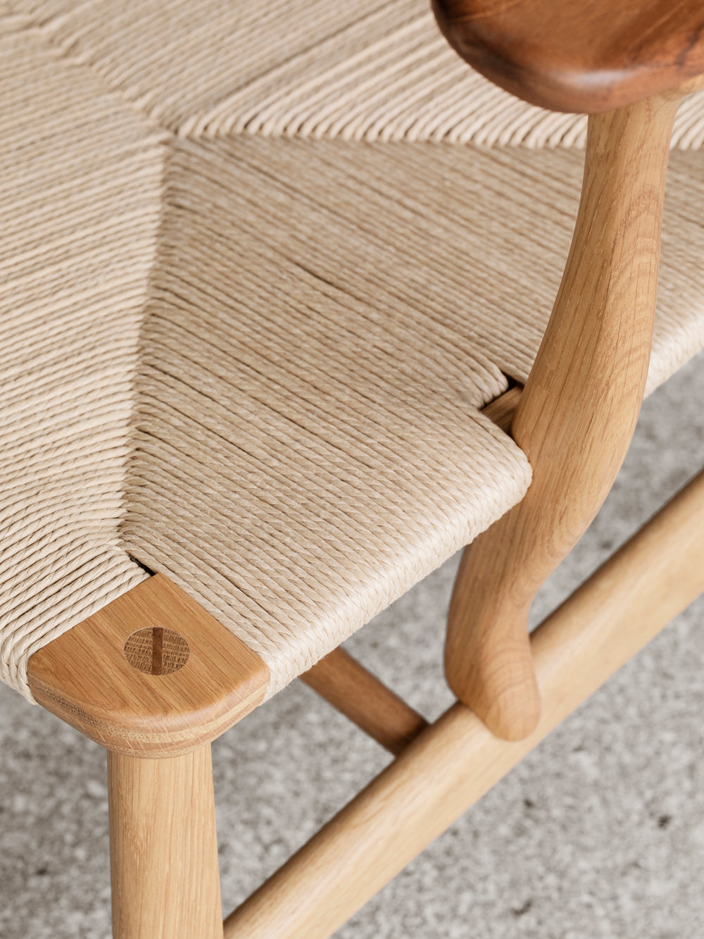 CH22 Lounge Chair | Carl Hansen & Son | Catalog Interiors