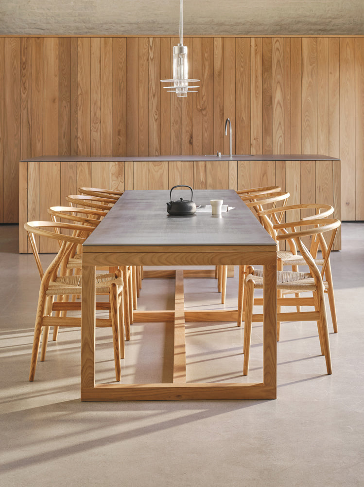 CH24 Wishbone Chair | Carl Hansen & Son | Catalog Interiors