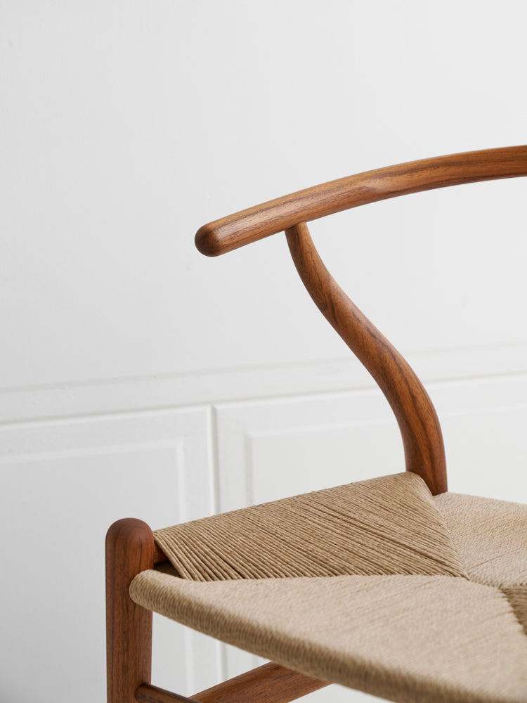 CH24 Wishbone Chair | Carl Hansen & Son | Catalog Interiors