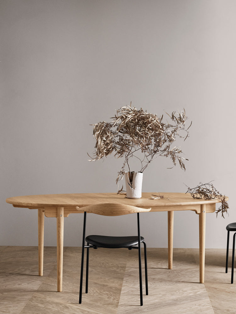 CH338 Table | Carl Hansen | Catalog Interiors