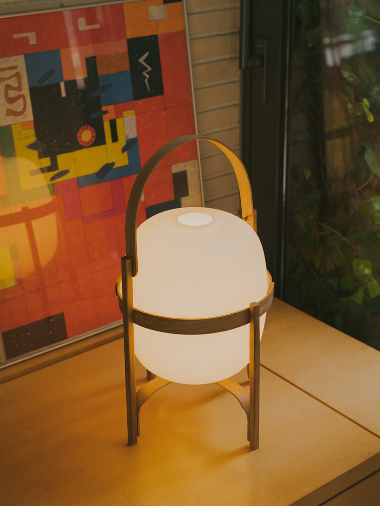 Cesta Lamp | Santa & Cole | Catalog Interiors