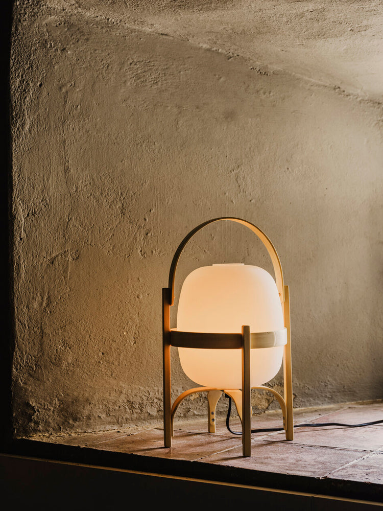 Cestita Lamp | Santa & Cole | Catalog Interiors