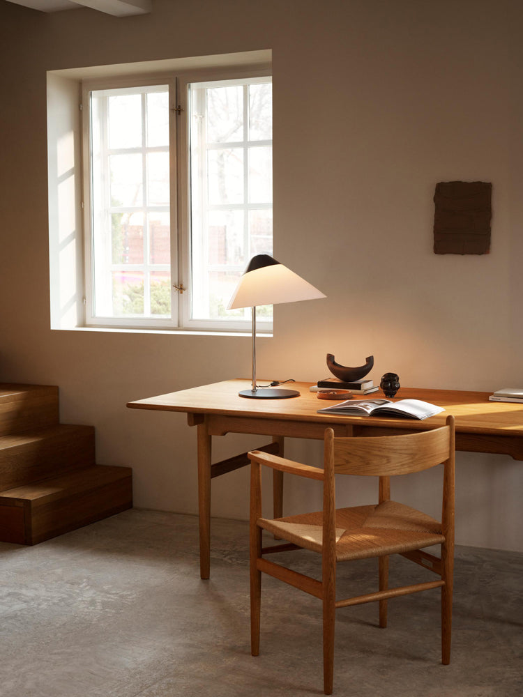 CH327 Dining Table | Carl Hansen | Catalog Interiors