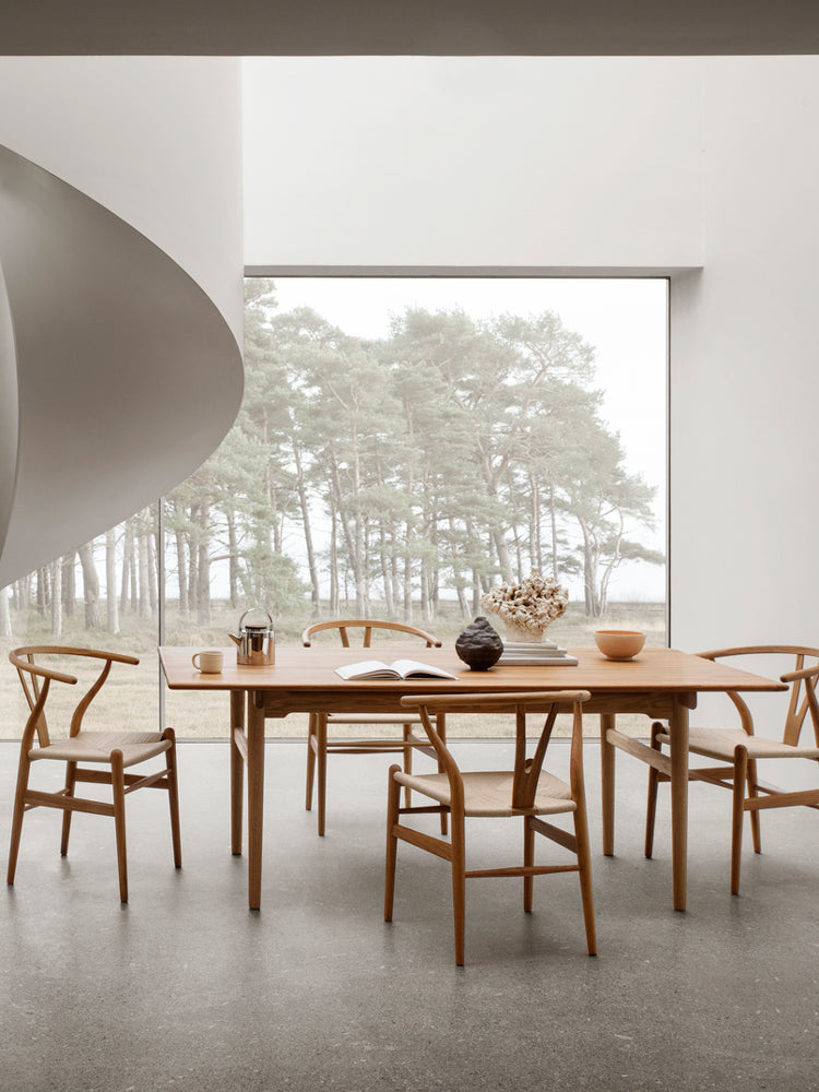 CH327 Dining Table | Carl Hansen | Catalog Interiors