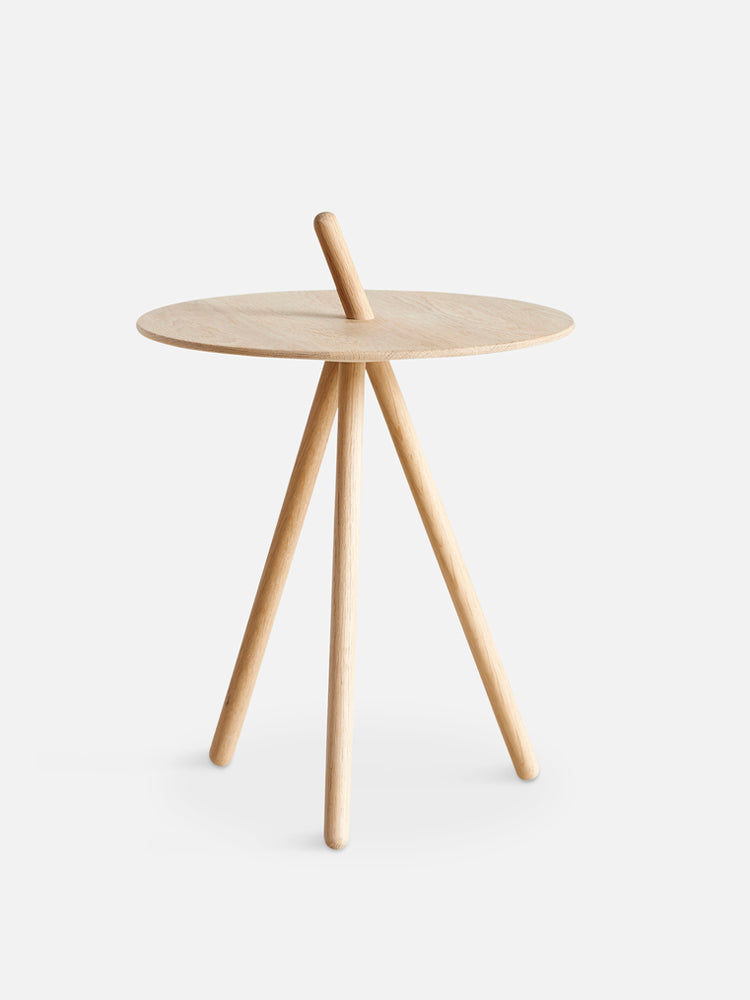 Come Here Side Table | Woud | Catalog Interiors