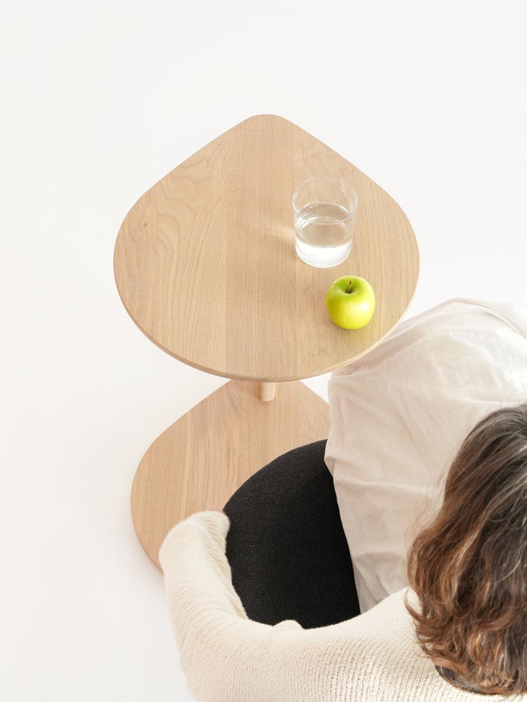 Compass Side Table | Artifort | Catalog Interiors