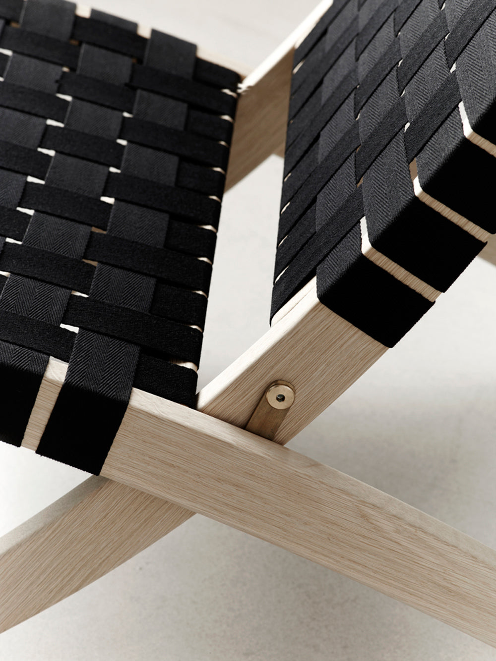 Cuba Lounge Chair | Carl Hansen & Son | Catalog Interiors