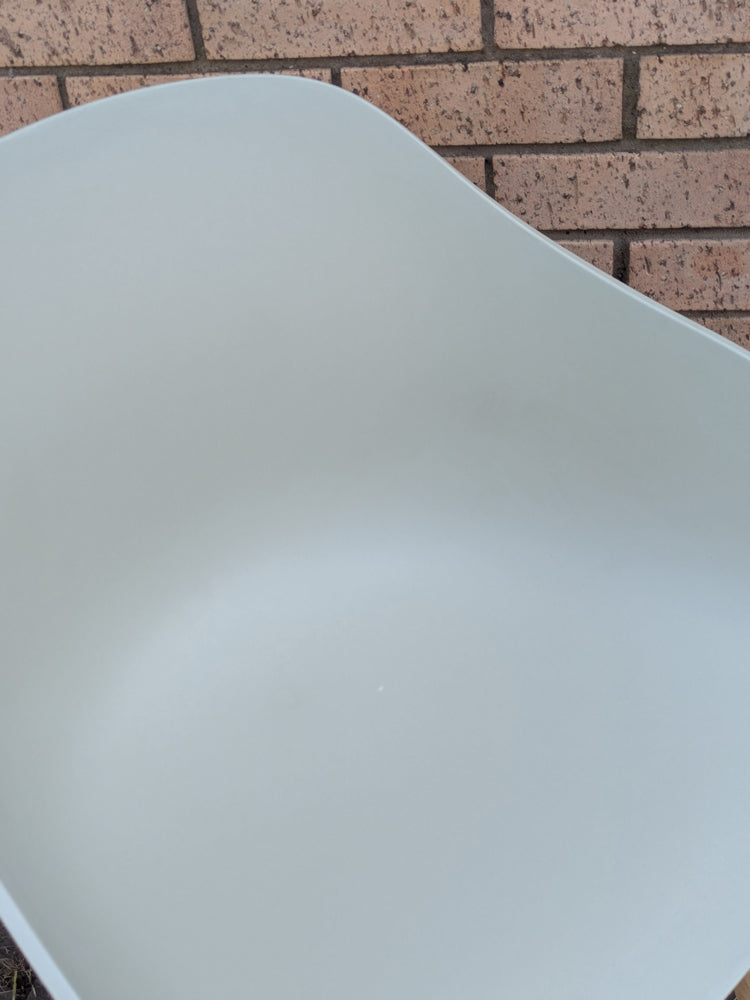 Ex-Display About A Chair AAC 212