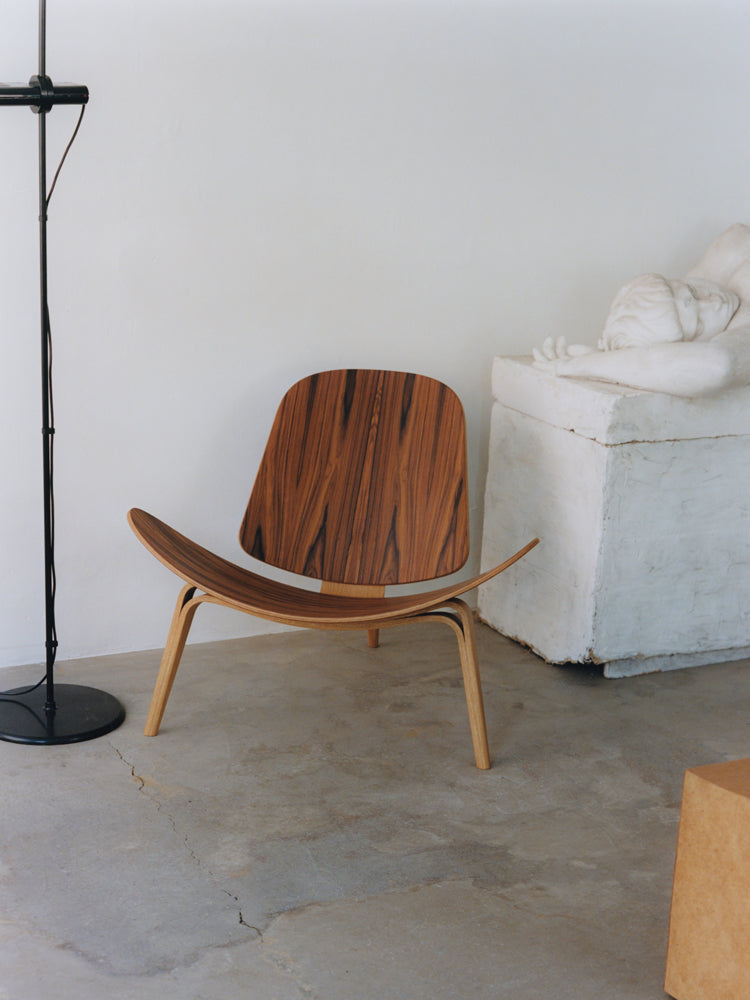 Ex Display CH07 Shell Chair Limited Edition
