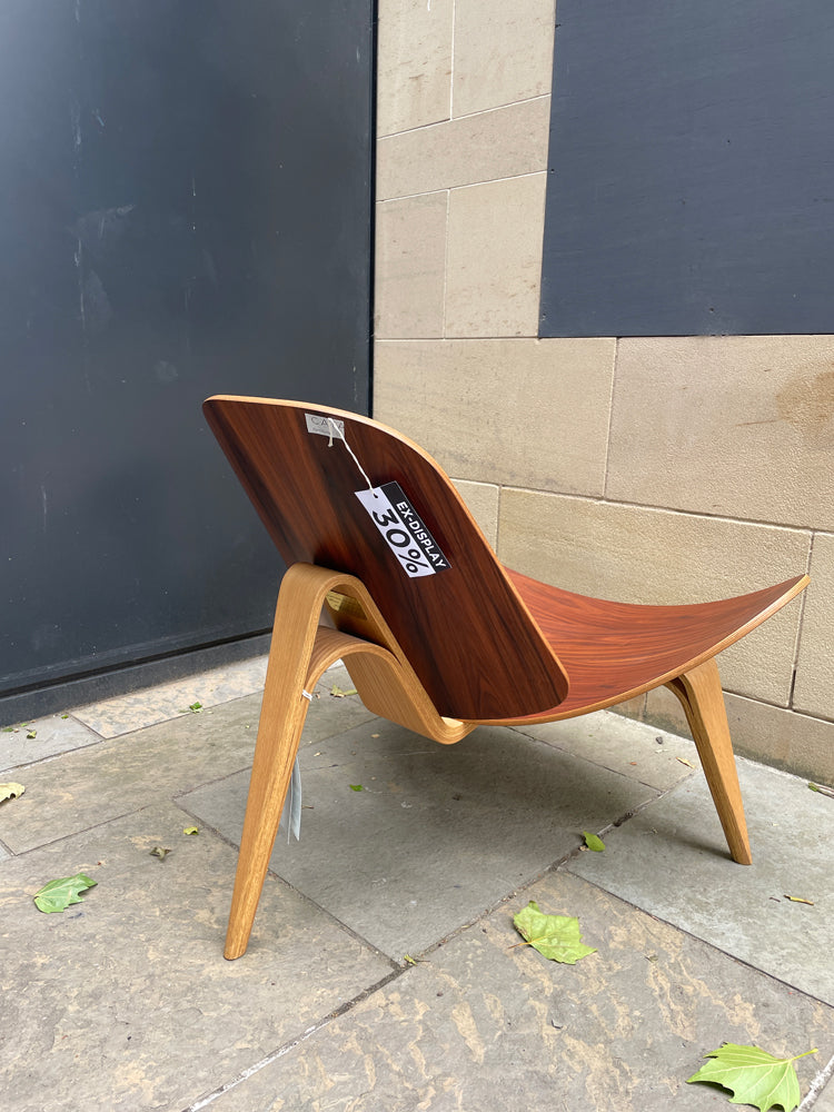 Ex-Display CH07 Shell Chair Limited Edition