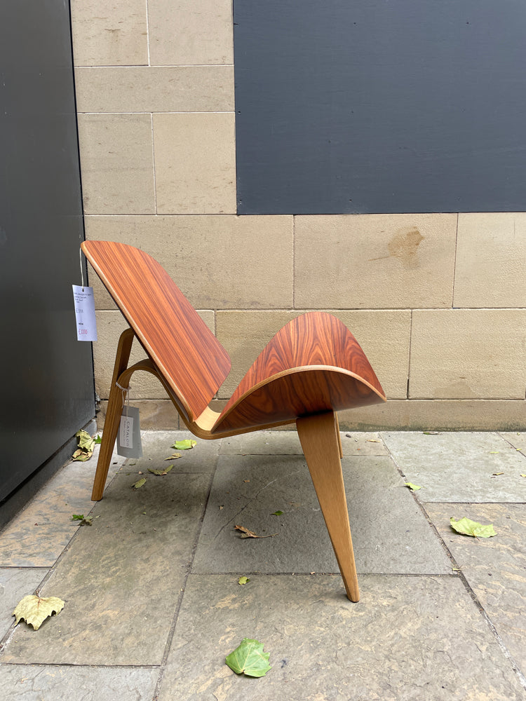Ex-Display CH07 Shell Chair Limited Edition