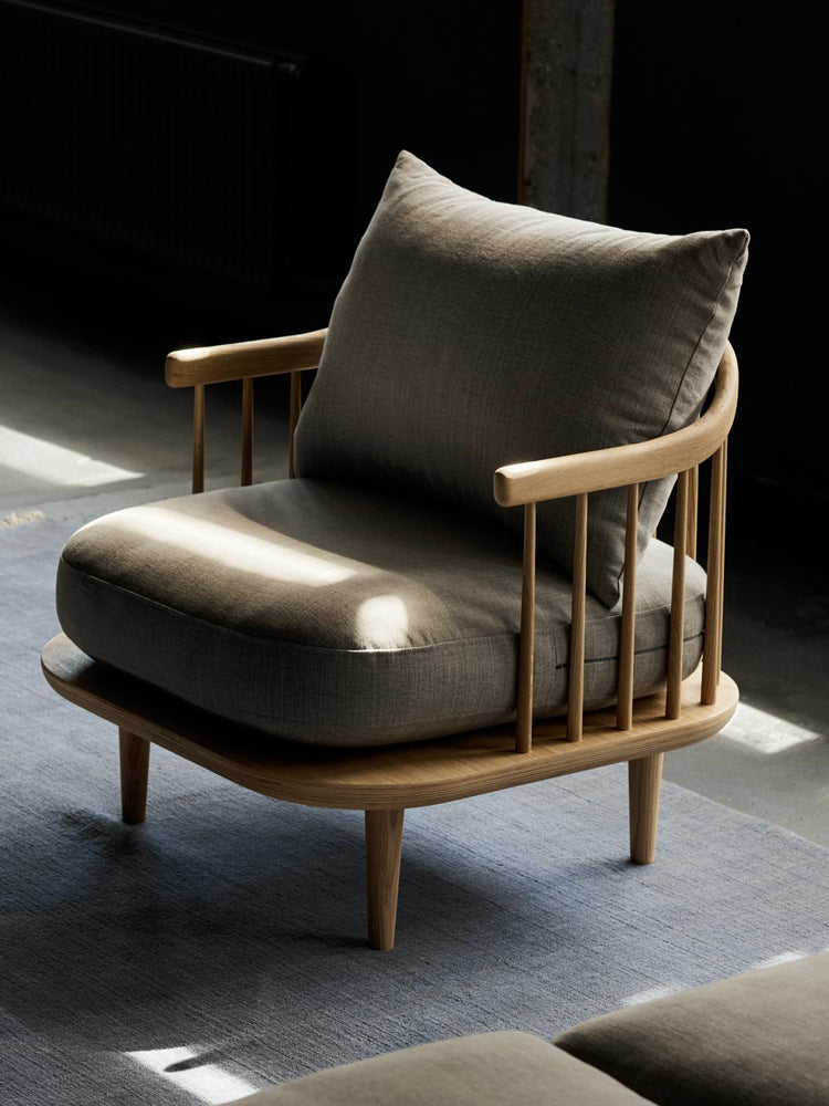 Fly Lounge Chair