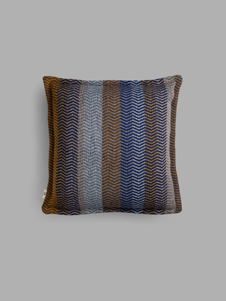 Fri Cushion | Roros Tweed | Catalog Interiors