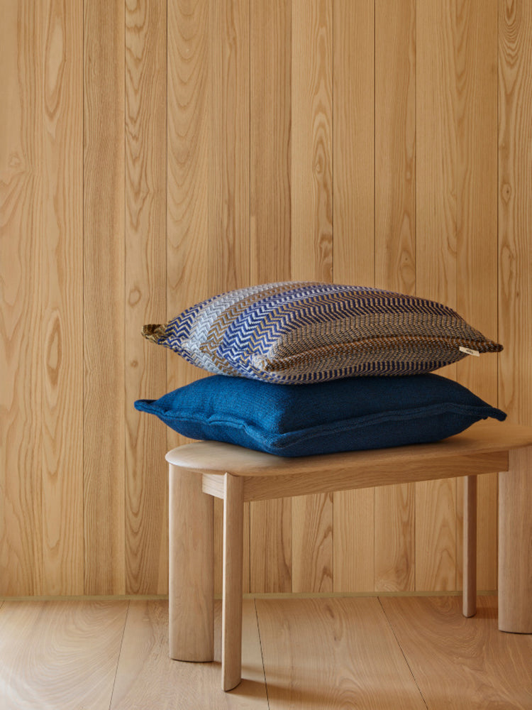 Fri Cushion | Roros Tweed | Catalog Interiors