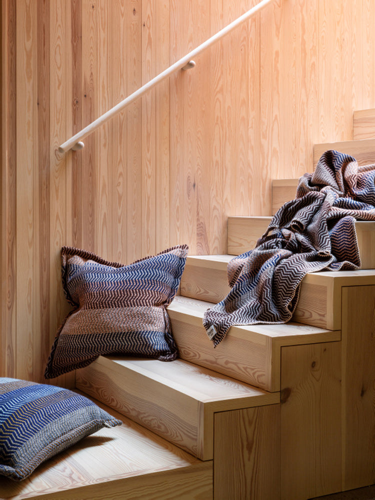 Fri Cushion | Roros Tweed | Catalog Interiors