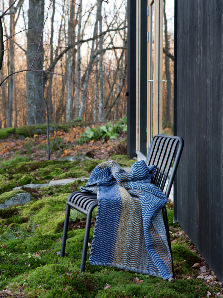 Fri Throw | Roros Tweed | Catalog Interiors