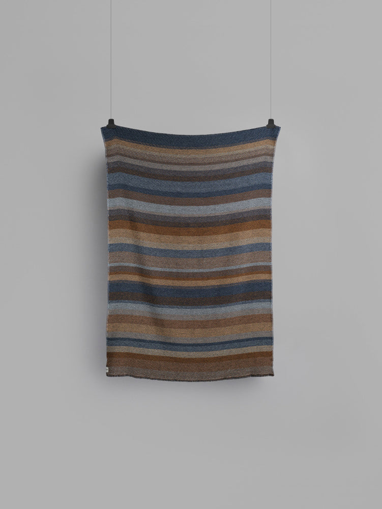 Fri Throw | Roros Tweed | Catalog Interiors