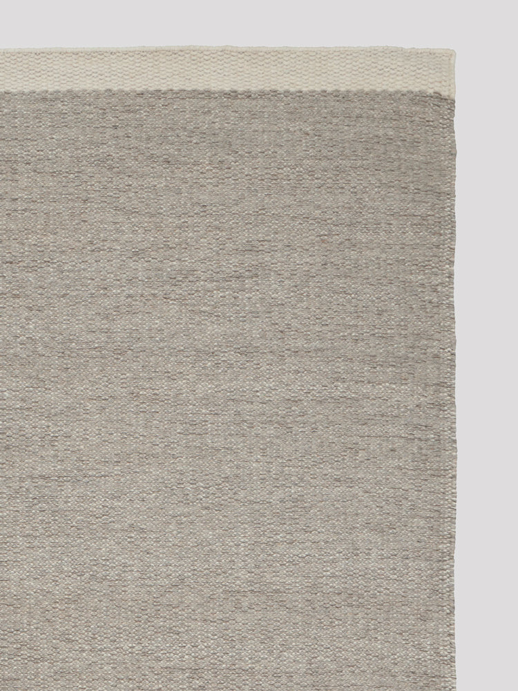 Frode Rug | Linie Design | Catalog Interiors
