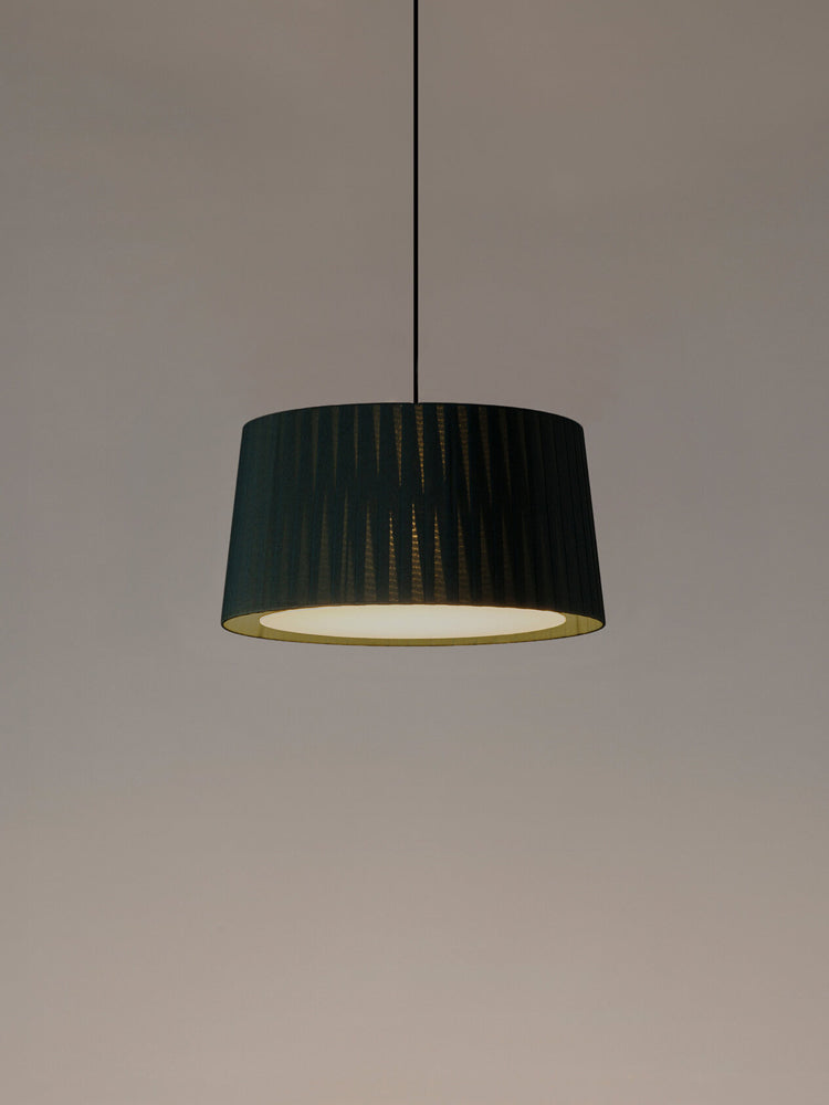 GT Pendant | Santa & Cole | Catalog Interiors