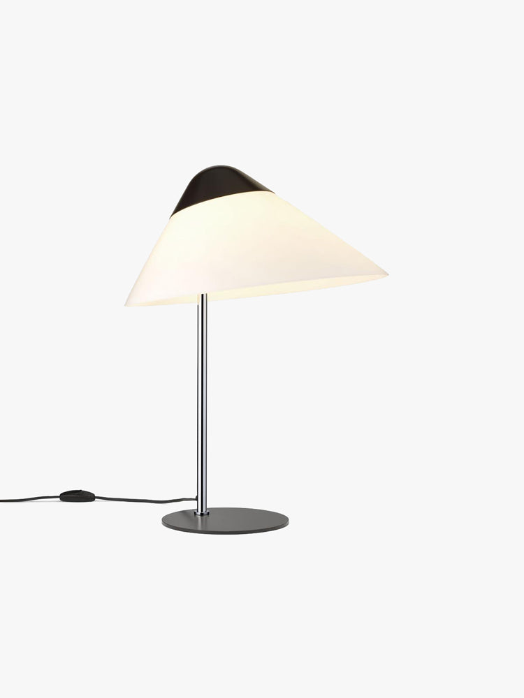 HJW02 Table Lamp | Carl Hansen & Son | Catalog Interiors