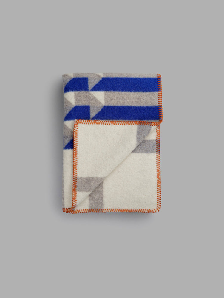Kvam Throw | Roros Tweed | Catalog Interiors