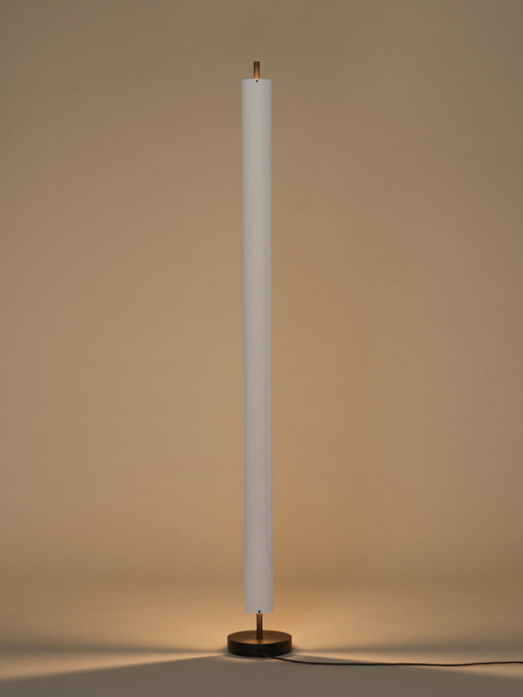 Lámina 165 Floor Lamp | Santa & Cole | Catalog Interiors