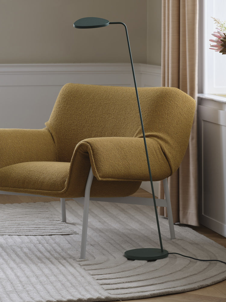 Leaf Floor Lamp | Muuto | Catalog Interiors