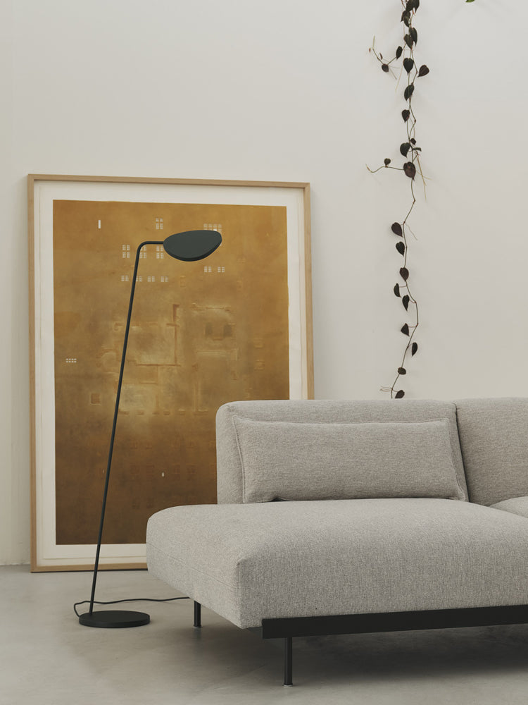 Leaf Floor Lamp | Muuto | Catalog Interiors
