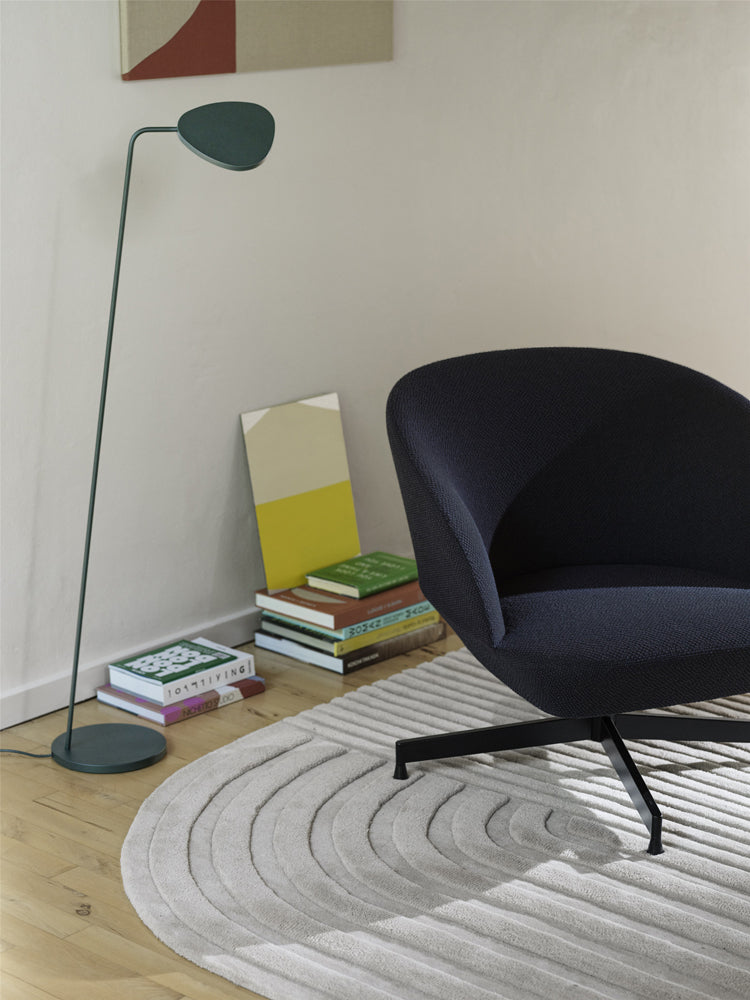 Leaf Floor Lamp | Muuto | Catalog Interiors