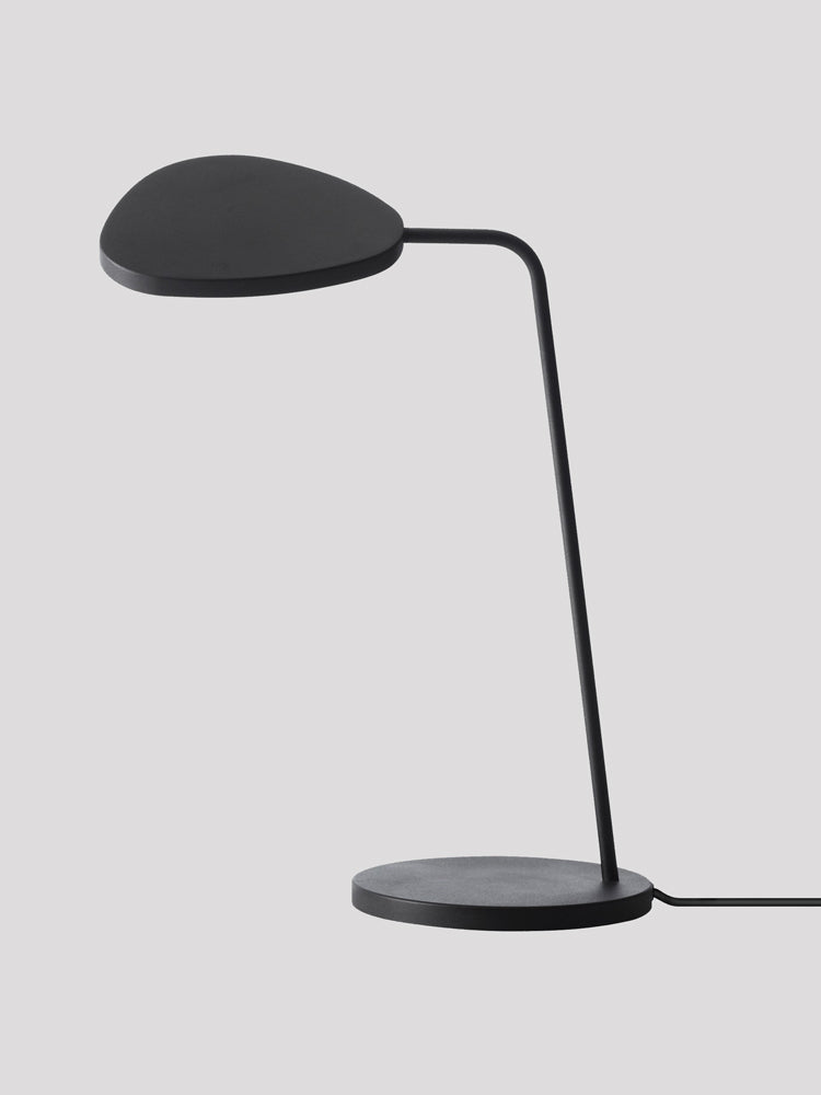 Leaf Table Lamp | Muuto | Catalog Interiors