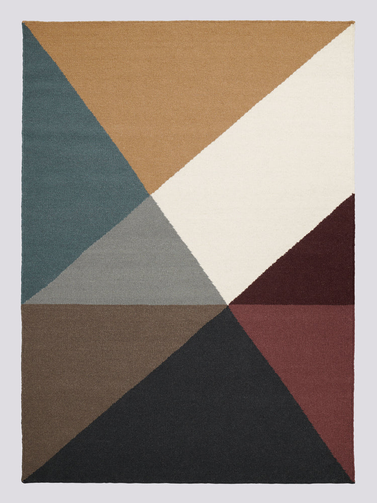 Metri Rug | Linie Design | Catalog Interiors