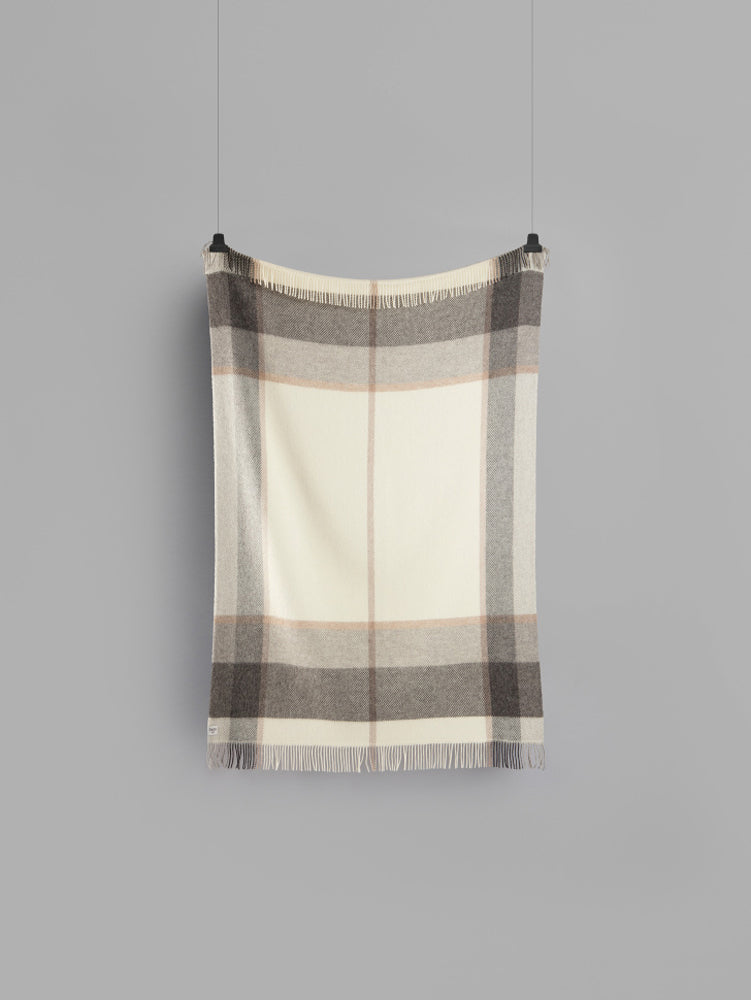 Myrull Throw | Roros Tweed | Catalog Interiors