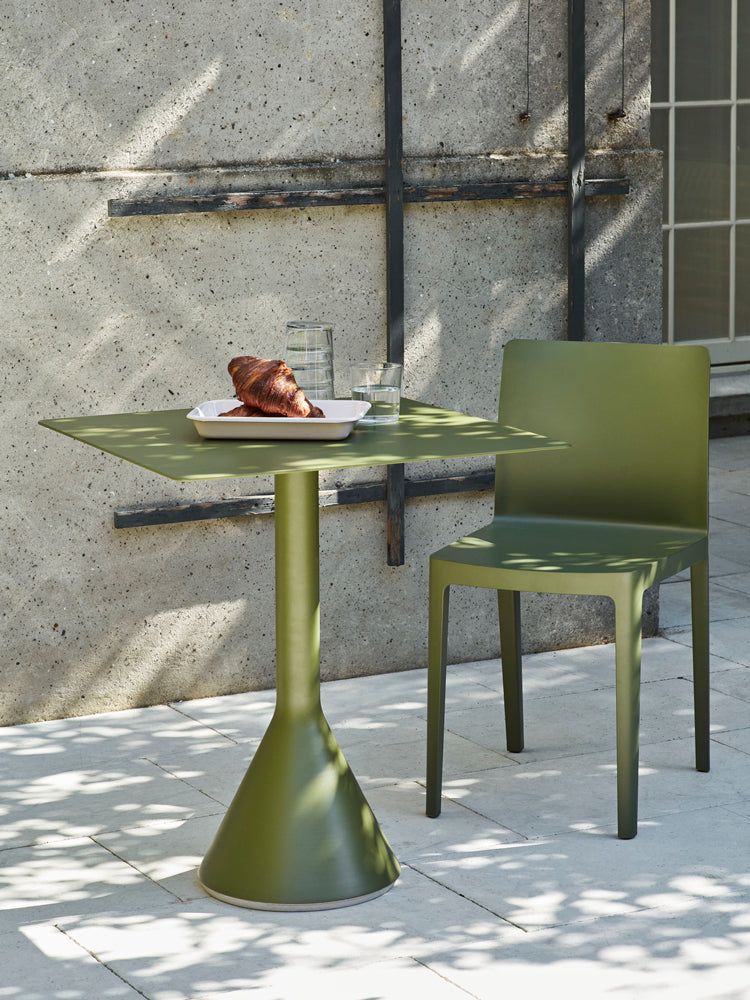 Palissade Outdoor Furniture Cone Table