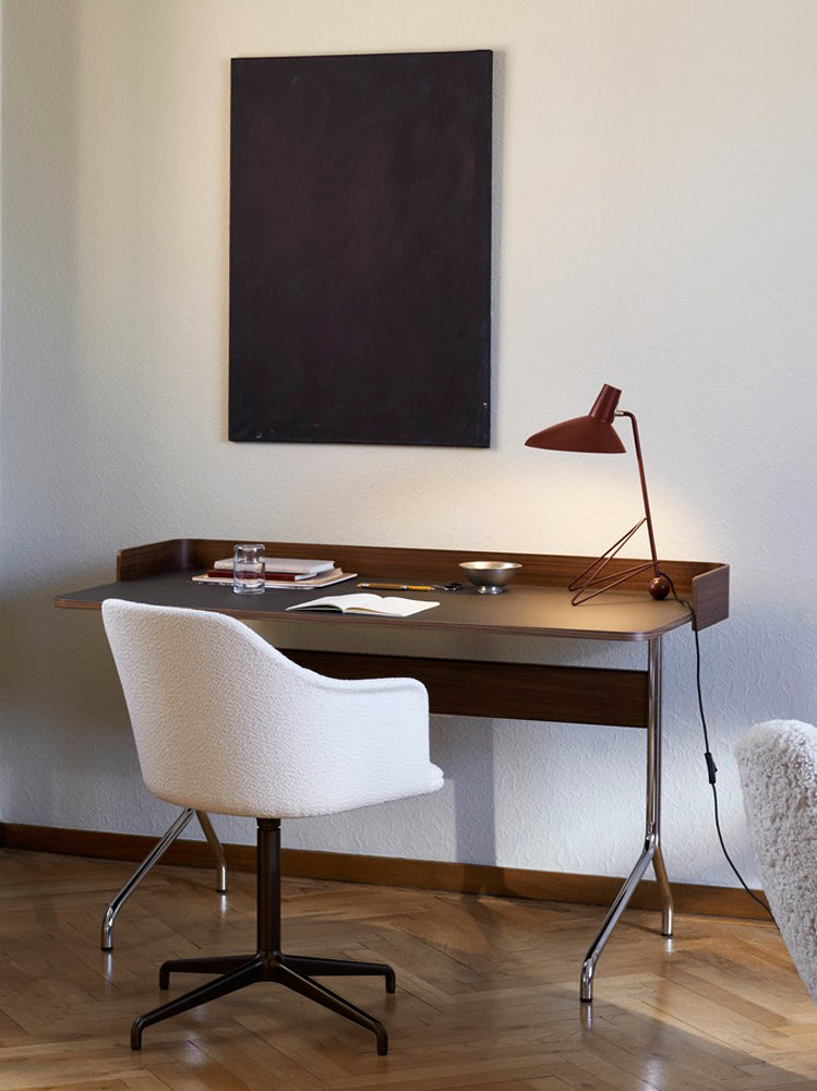 Pavilion Desk AV17 | &Tradition | Catalog Interiors