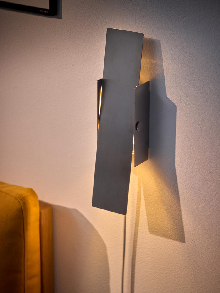 Pivoting Wall Lamp | Moebe | Catalog Interiors