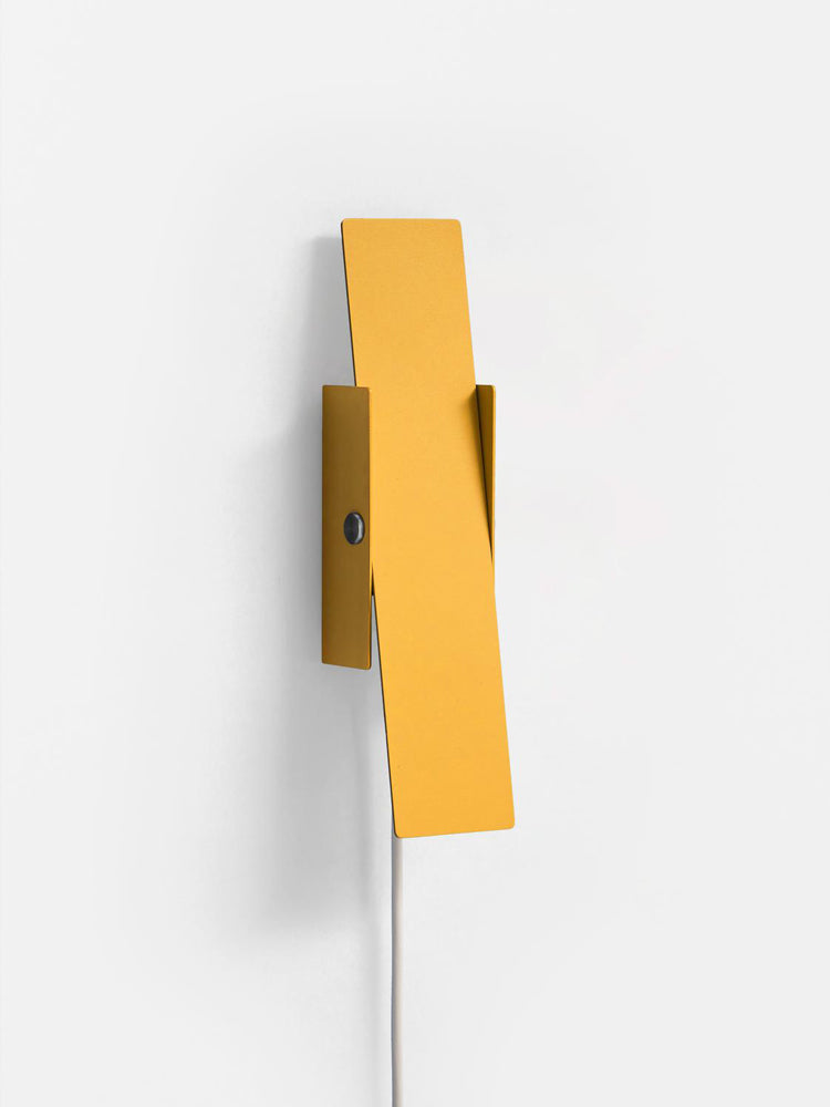 Pivoting Wall Lamp | Moebe | Catalog Interiors