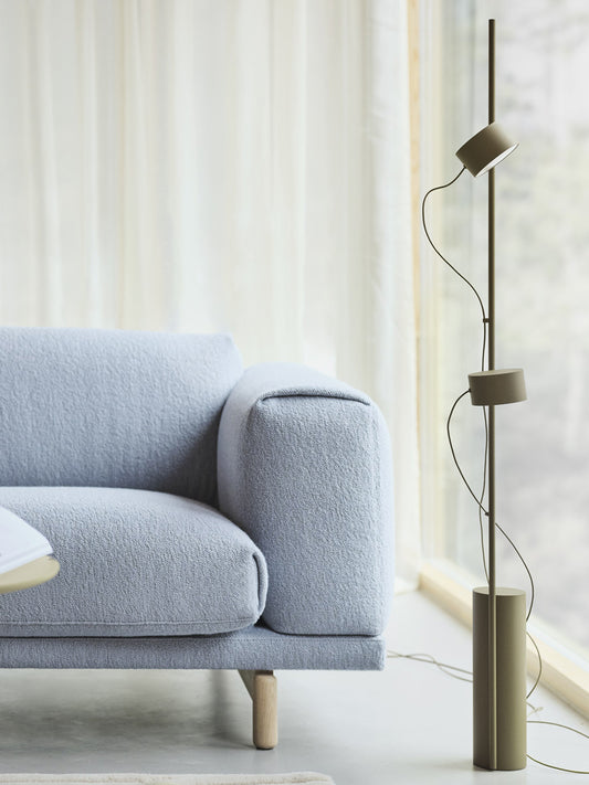 Post Floor Lamp | Muuto | Catalog Interiors