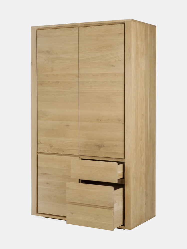 Shadow Dresser | Ethnicraft | Catalog Interiors