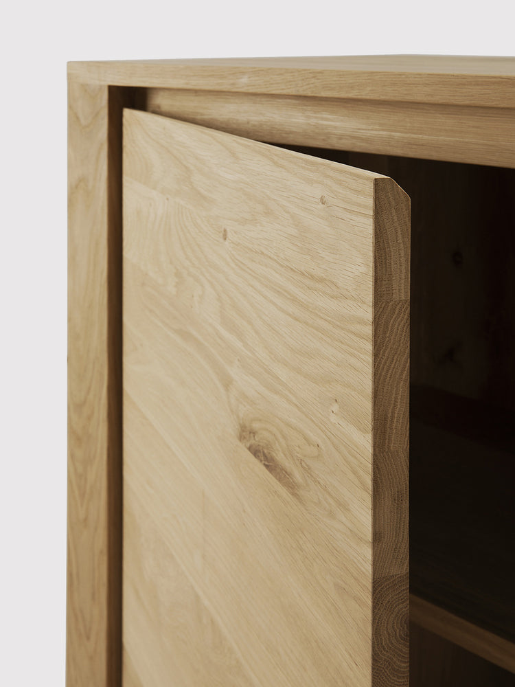 Shadow Sideboard | Ethnicraft | Catalog Interiors